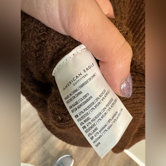 2/$20 American Eagle Outfitters Rust Sweater - Picture 5 of 5